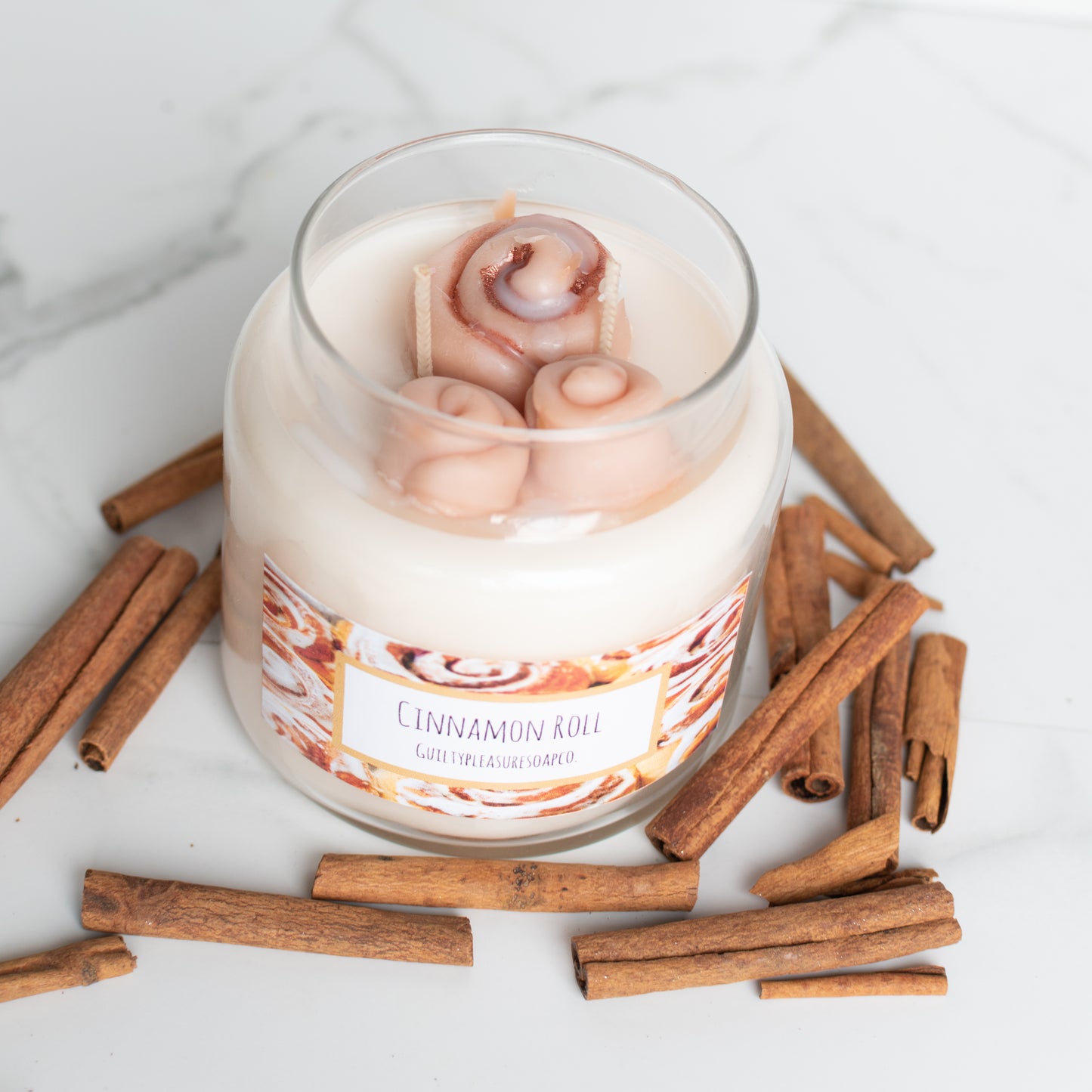 Cinnamon Roll Candle